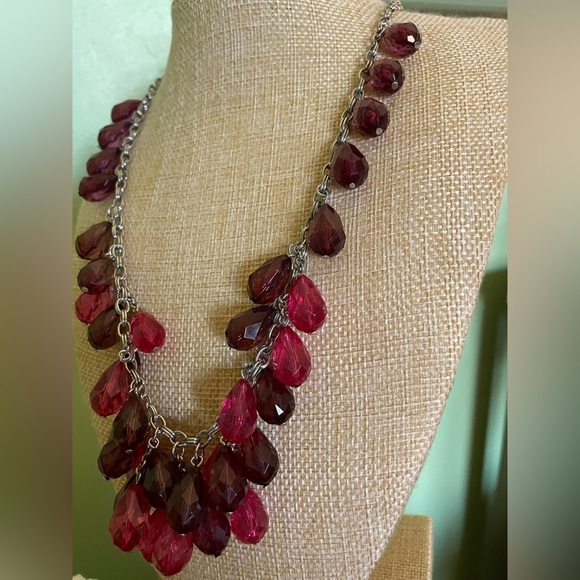 Elegant Loft Pink and Brown Necklace - Picture 4 of 5